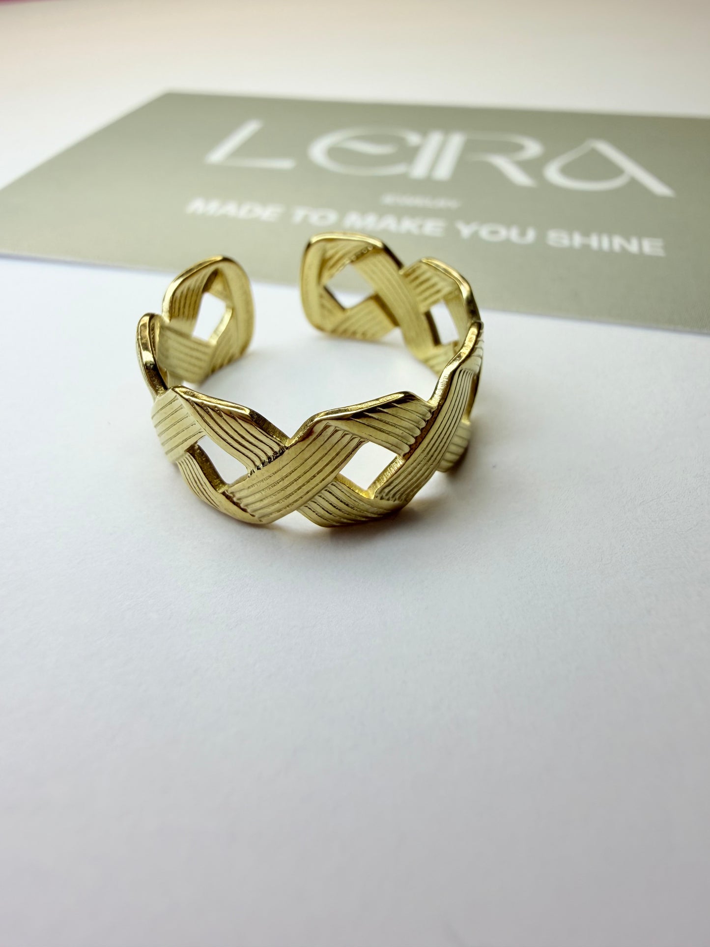Atenea Ring
